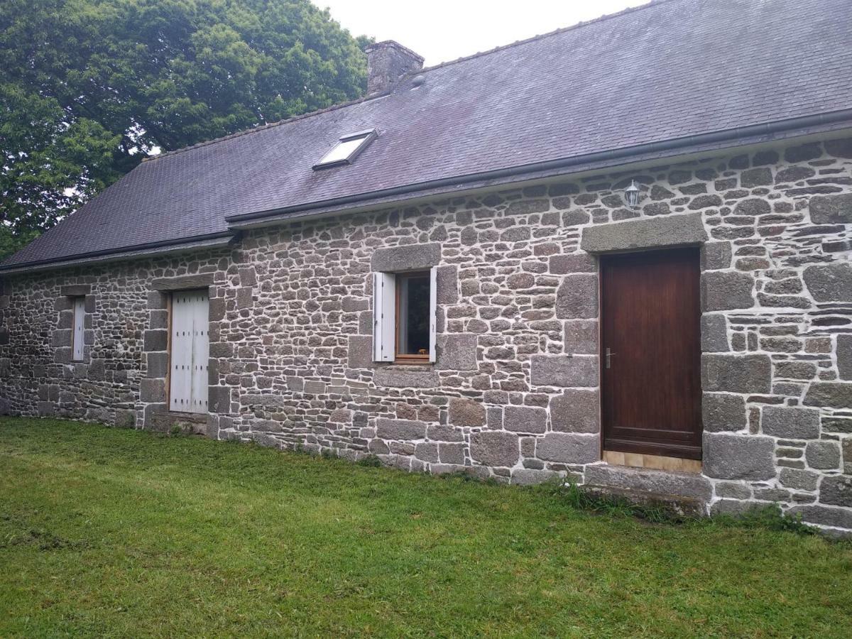 Le Botcol Villa Plouguernével Exterior photo
